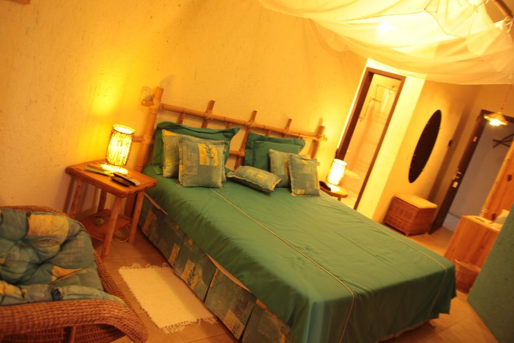 Bangalore Suites Garopaba Buitenkant foto