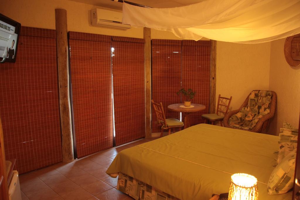 Bangalore Suites Garopaba Buitenkant foto