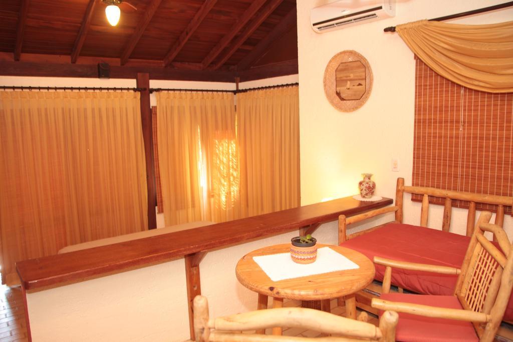 Bangalore Suites Garopaba Buitenkant foto